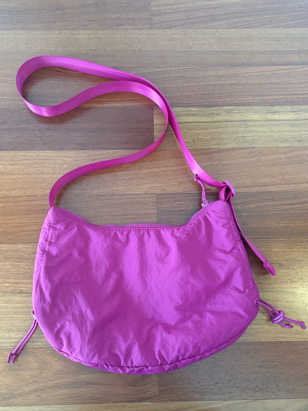 Athleta magenta handbag
